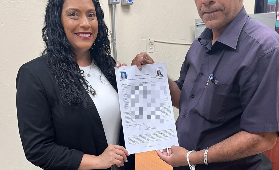 Isha Cabrera Oficializa Candidatura A Diputada Por Ultramar Ante La Jce