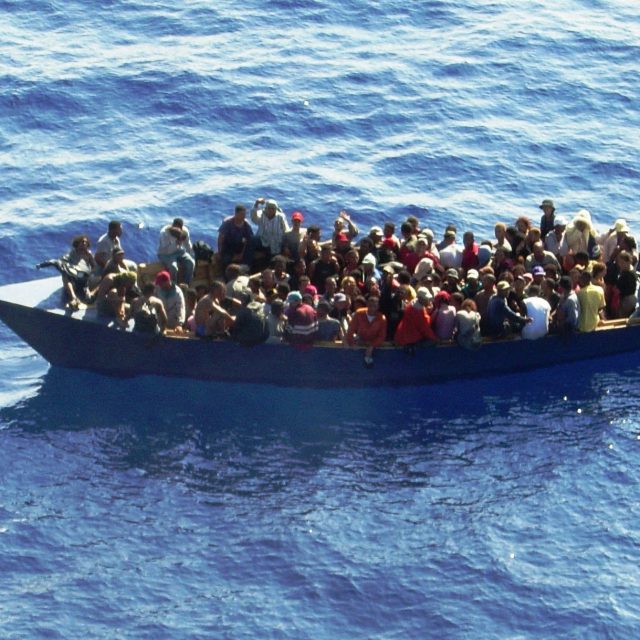 Apresan 78 Personas Que Intentaban Viajar De Forma Ilegal A Puerto Rico Desde Samaná
