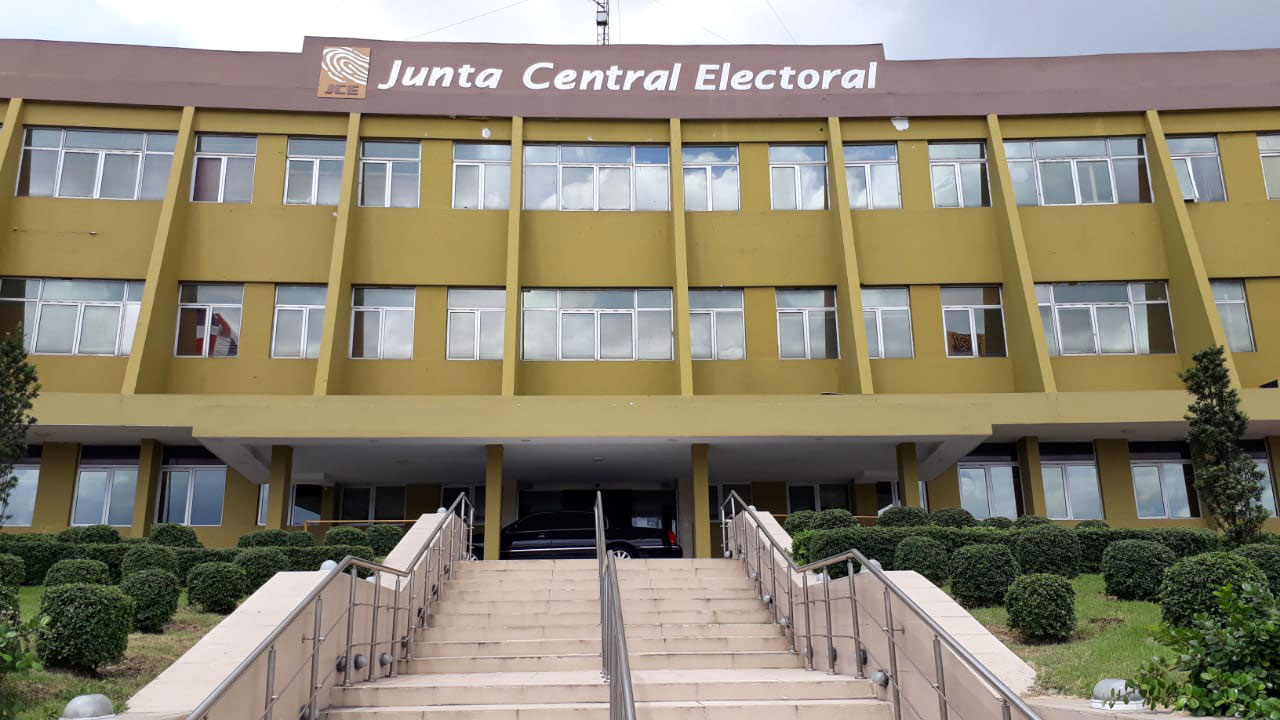 Pleno De La Jce Aborda Con Abinader El Voto En El Exterior Y El Presupuesto De 2024