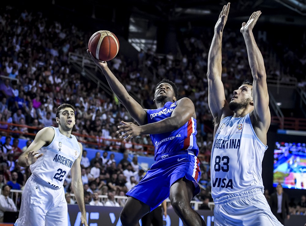 Dominicana Vs. Puerto Rico En El Inicio De La Segunda Ronda De La Copa Mundial