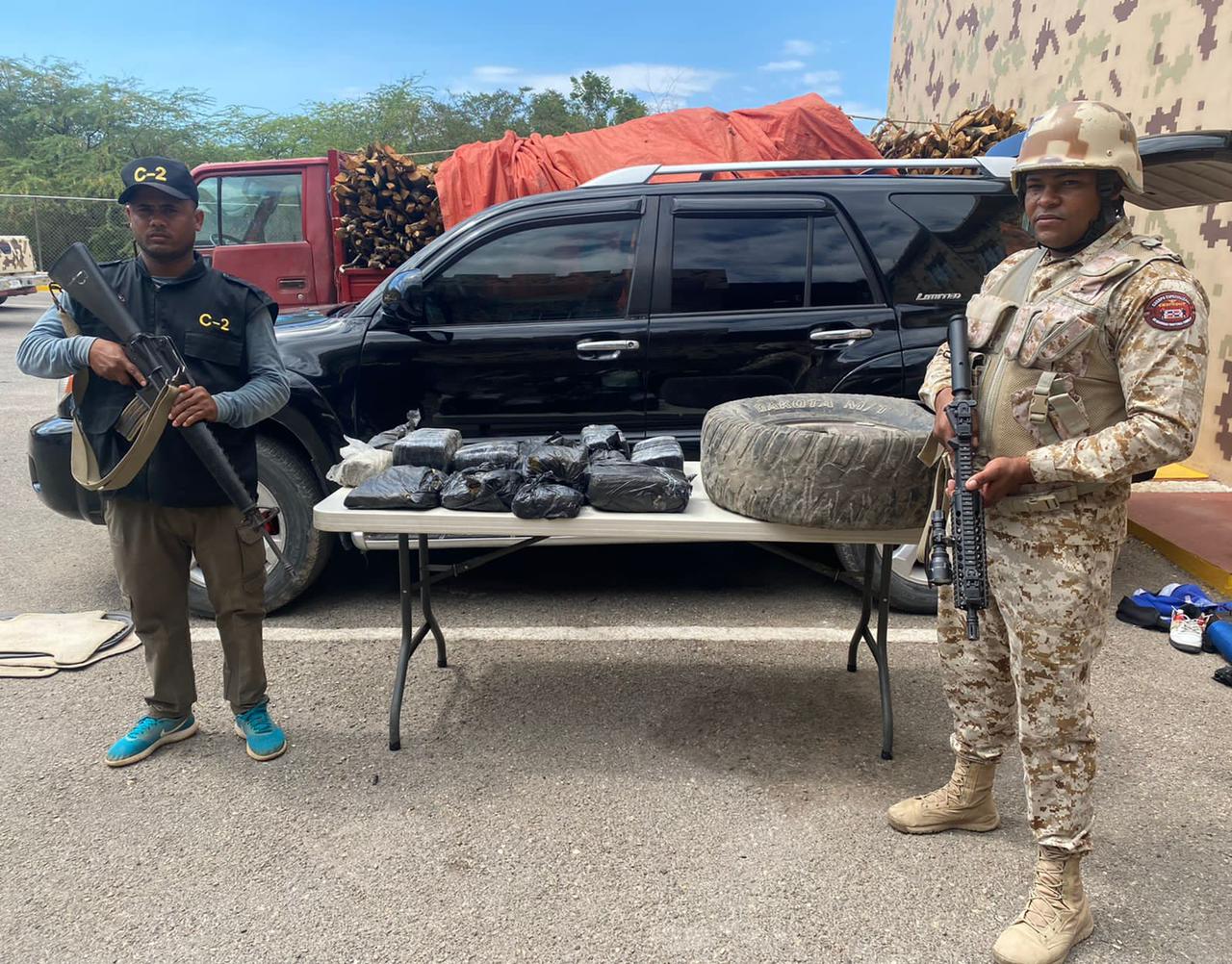 Decomisan 44 Libras De Presunta Marihuana En Pedernales