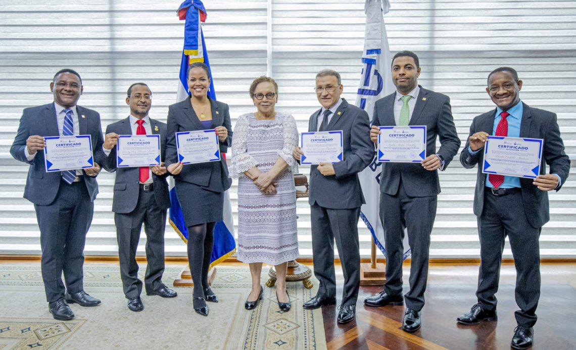 Miriam germán juramenta nuevos miembros del consejo superior del ministerio público
