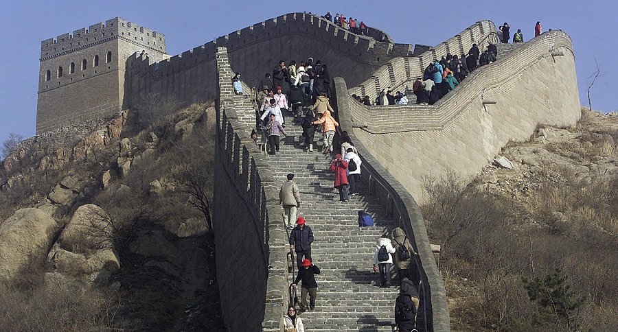 Dos Detenidos Por Daños “irreparables” A La Gran Muralla China Con Una Excavadora