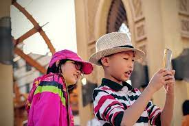 China Prohibirá A Los Menores De 18 Años Conectarse A Internet De Noche