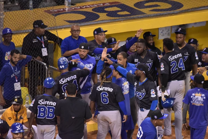 Tigres Van A Santiago Y Salen Con Triunfo Y En Primer Lugar Ante Las Águilas