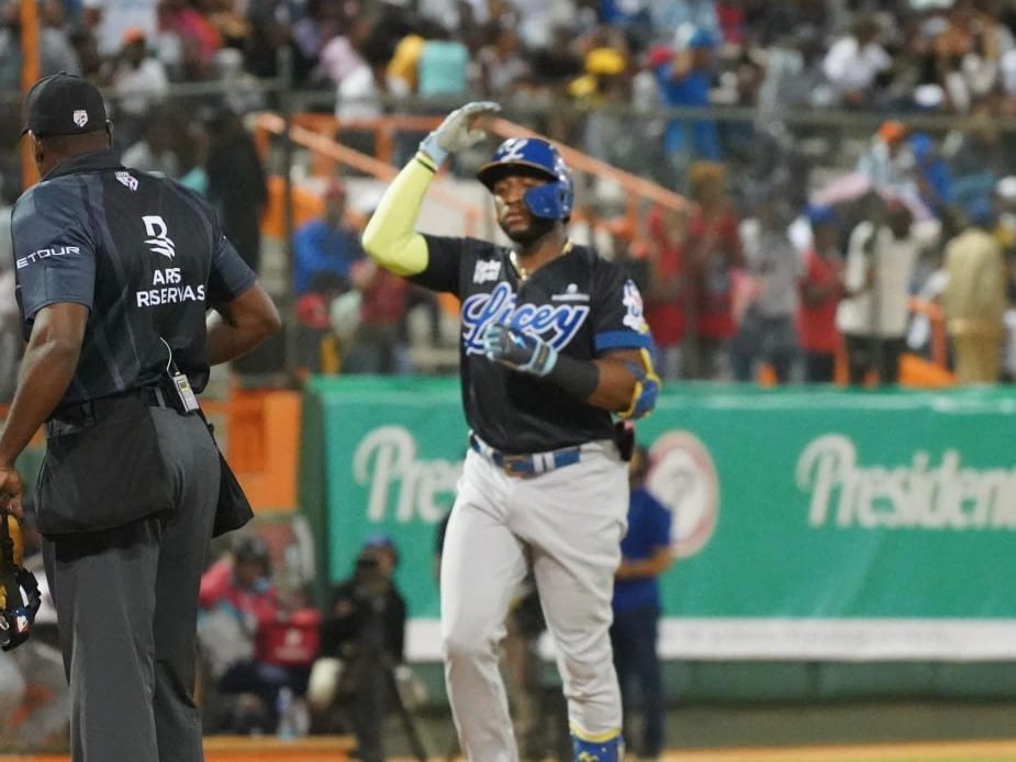 Rojas Jr. Pega Jonrón Y Tigres Se Sacuden Con Triunfo Ante Los Toros