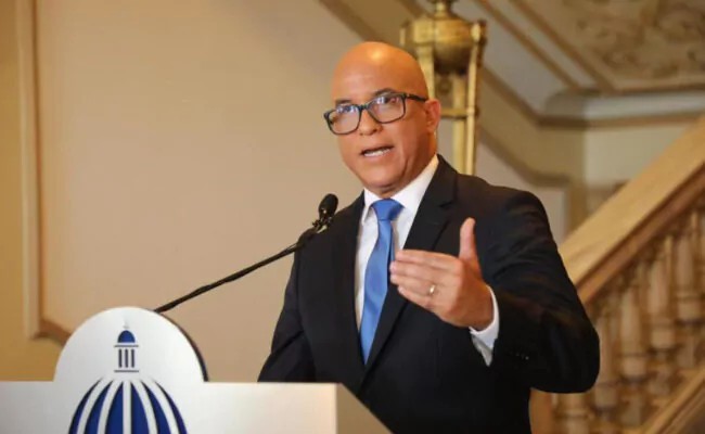 Gobierno Ordena Cierre De La Frontera Y Suspende Visado A Haitianos